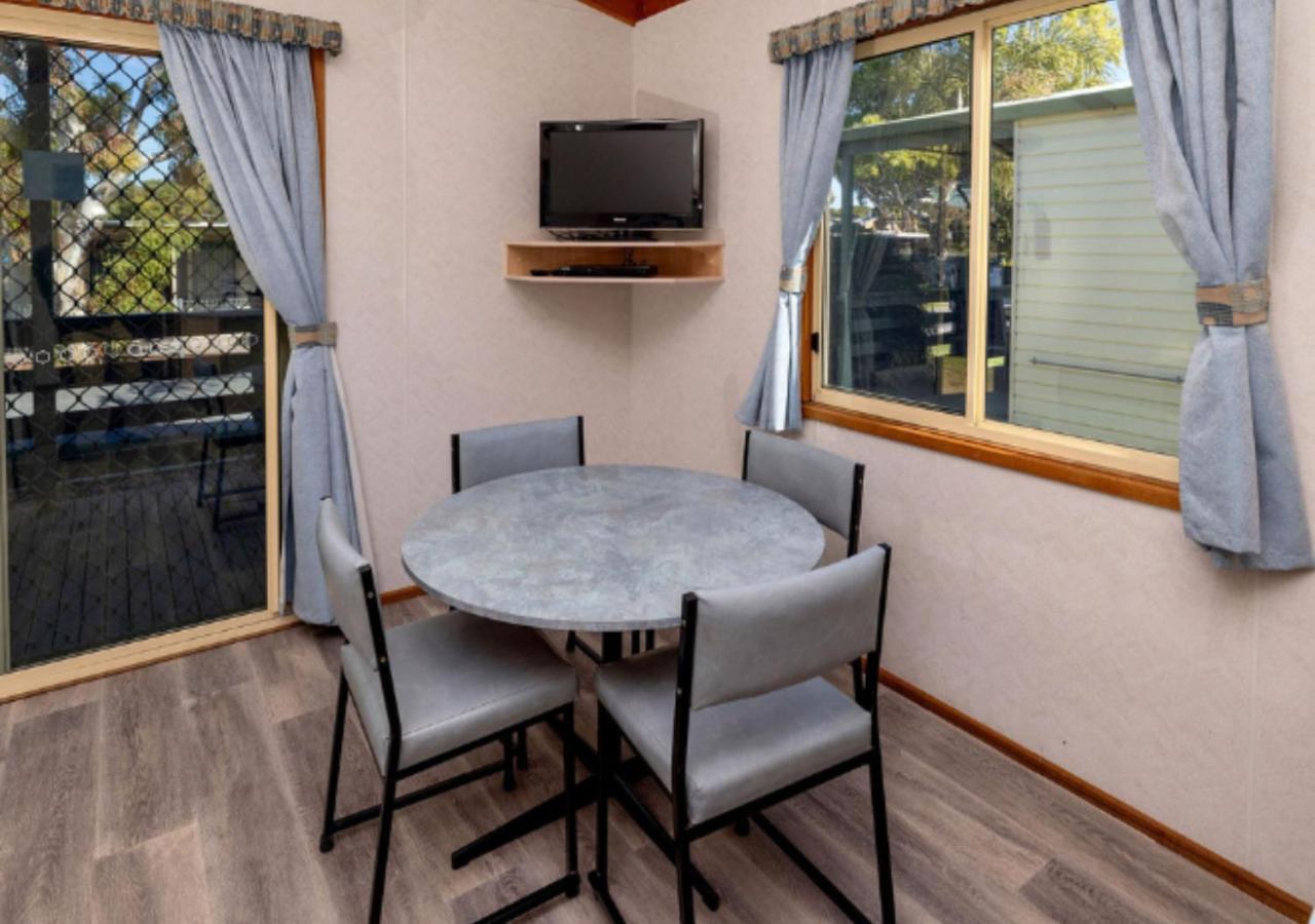 Beachside Holiday Park Норманвил Екстериор снимка